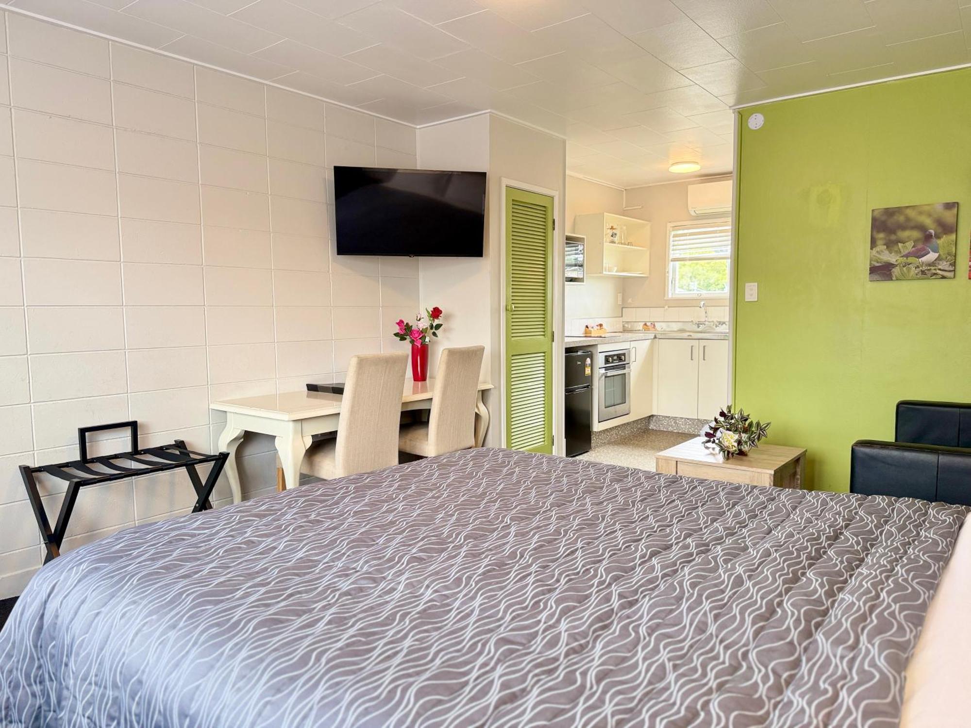 Continental Motel Whangarei Buitenkant foto