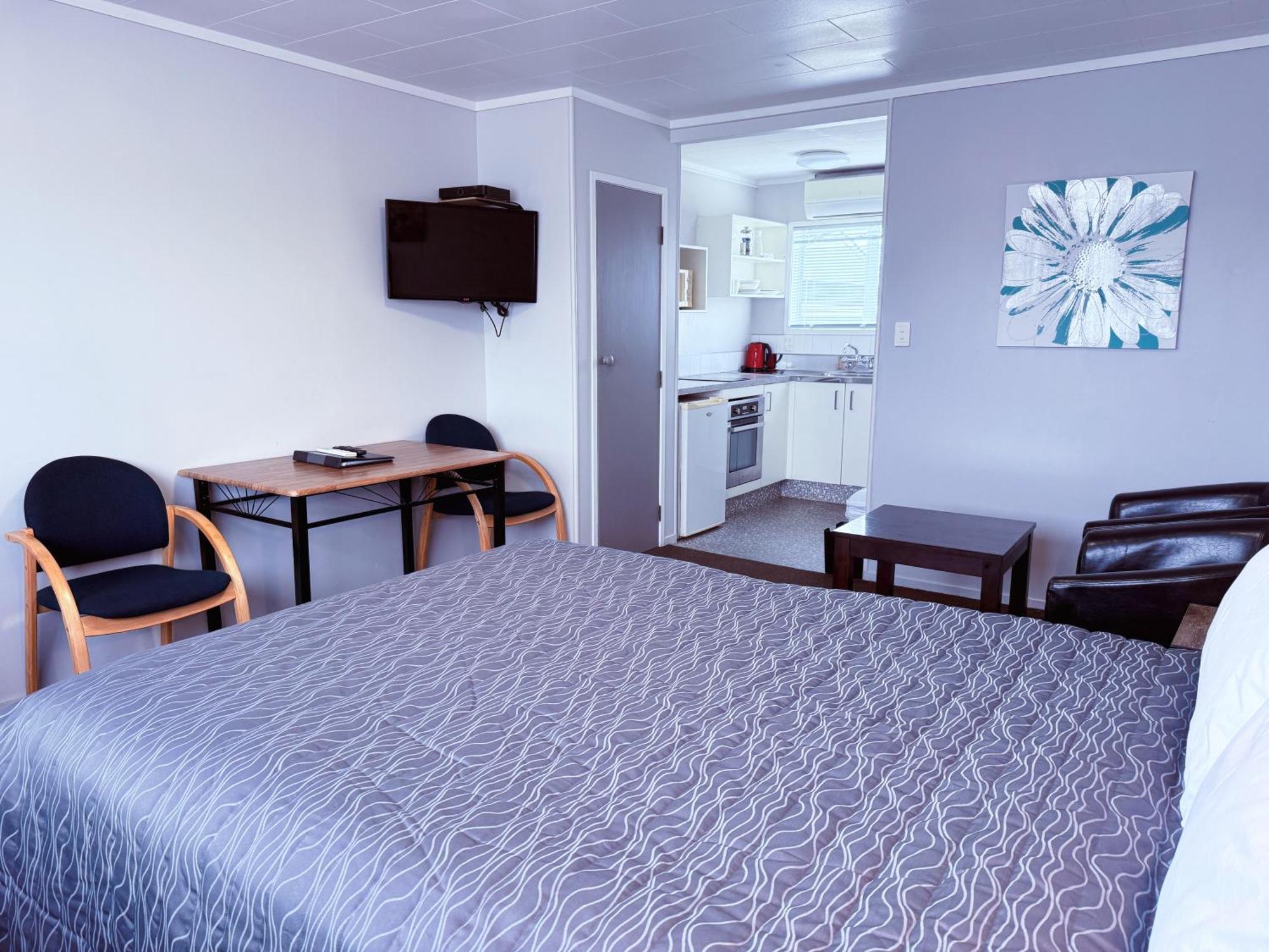 Continental Motel Whangarei Buitenkant foto