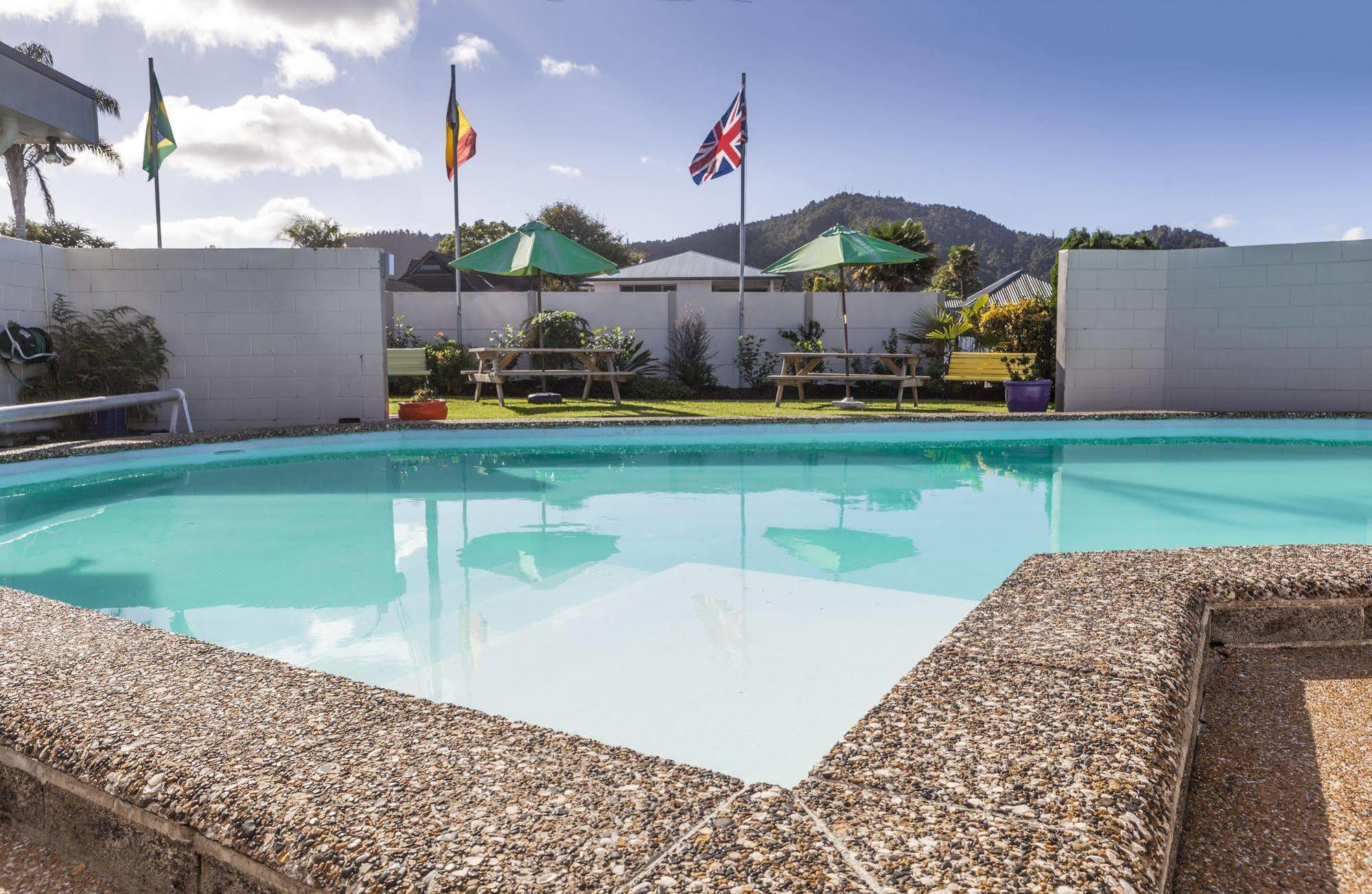 Continental Motel Whangarei Buitenkant foto
